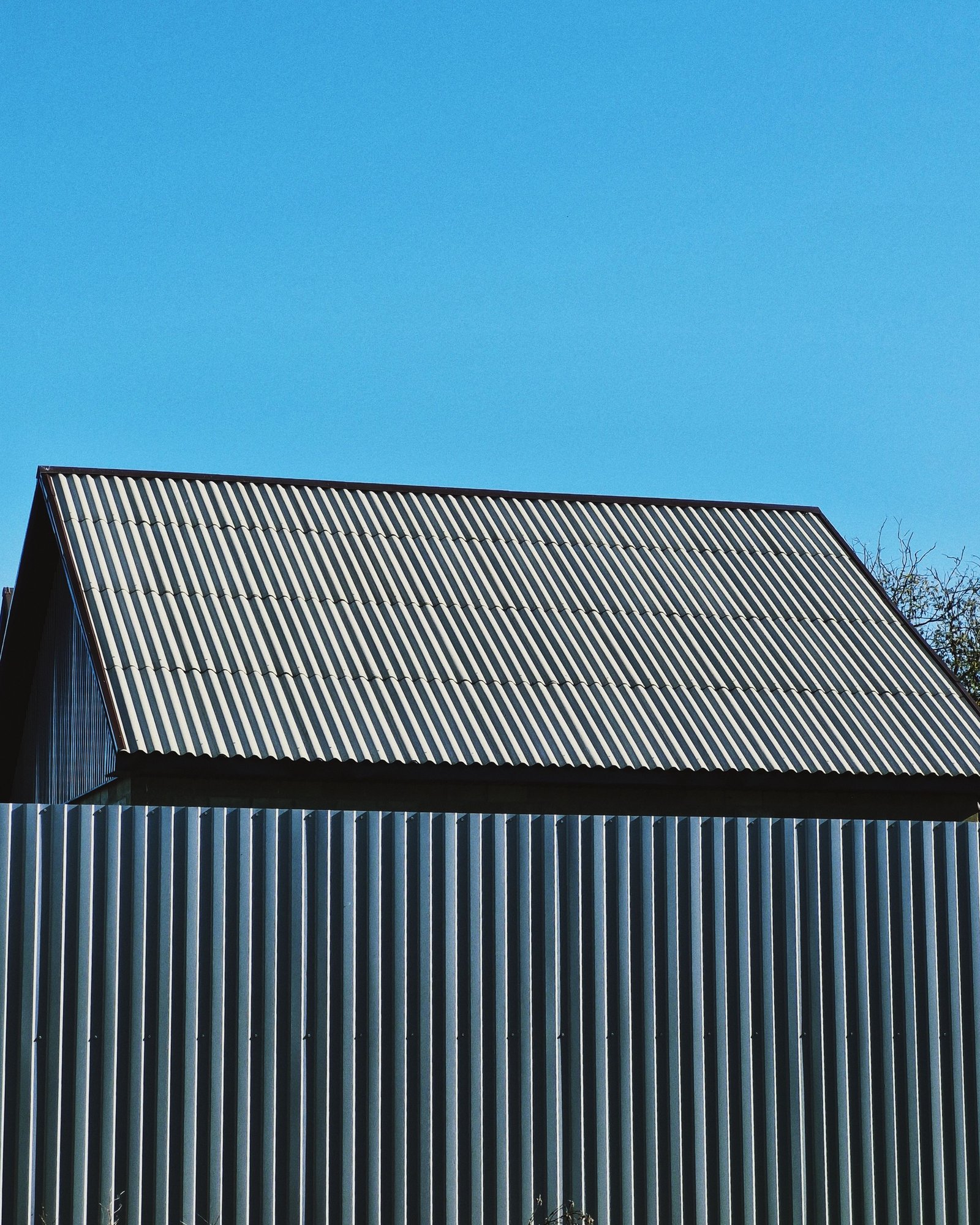 Metal roofing service